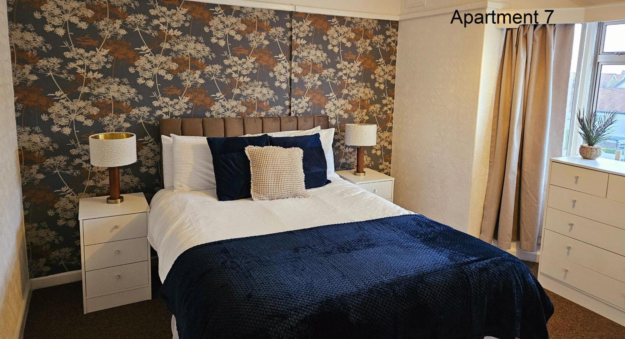 Beach Court Holiday Apartments สเกคเนส ภายนอก รูปภาพ