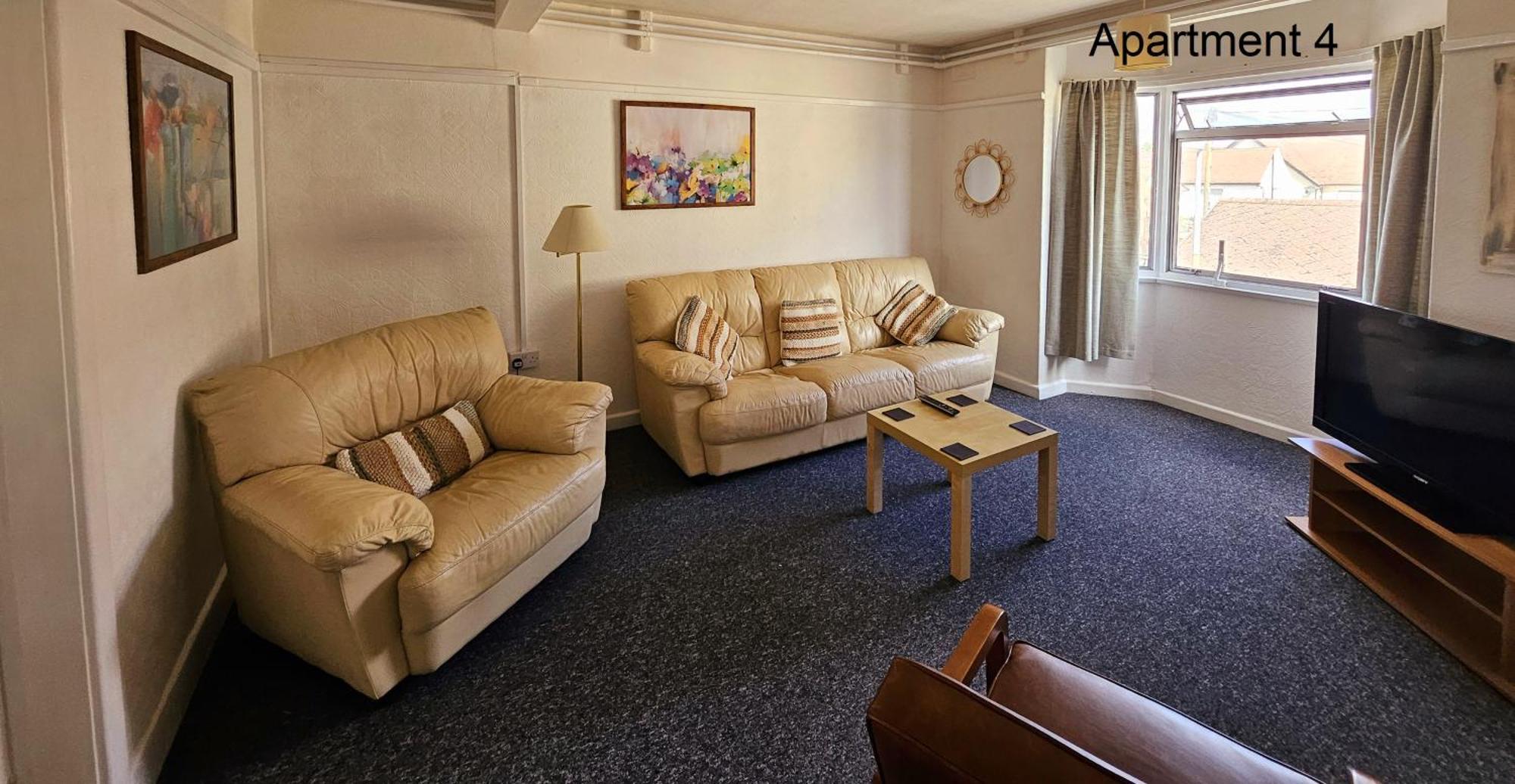 Beach Court Holiday Apartments สเกคเนส ภายนอก รูปภาพ